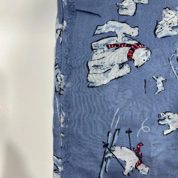 Vera Bradley-BEARY COOL BLUE-Soft Fringe Scarf Polar Bears soft shawl/cover  NEW - Picture 8 of 9